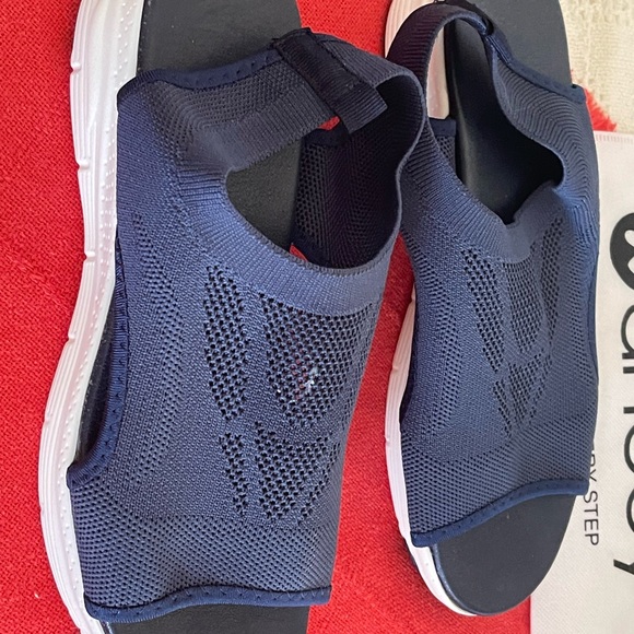 Nanccy Women’s Comfortable Blue Sandals - Picture 10 of 12